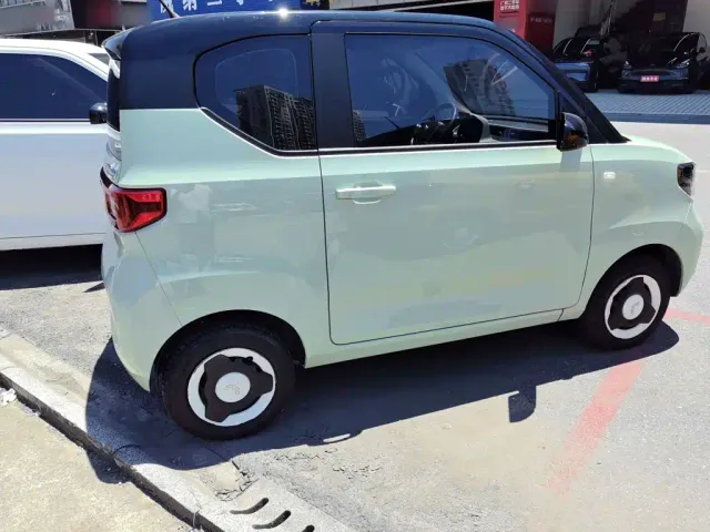 Wuling Hongguang Mini EV — Фото автомобиля 24
