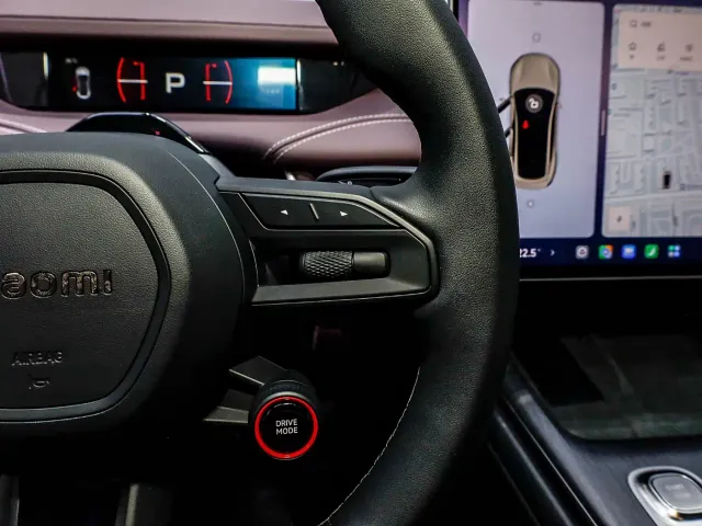 Xiaomi SU7 — Фото автомобиля 23