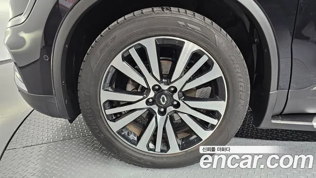 Renault-KoreaSamsung QM6 Новый QM6 2.0 LPe Première 2WD — Фото автомобиля 5