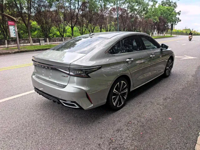 Chery Arrizo 8 — Фото автомобиля 6