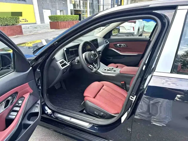 BMW 3 Series — Фото автомобиля 5