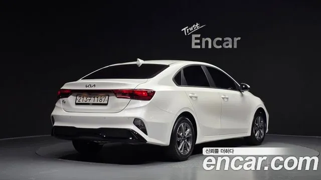 Kia K3 — Фото автомобиля 2
