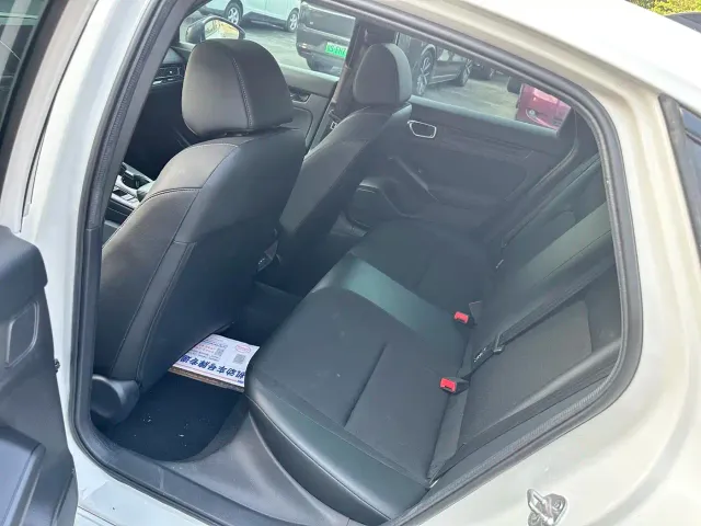 Honda Civic — Фото автомобиля 9