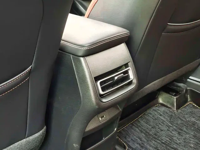 Changan Eado — Фото автомобиля 13