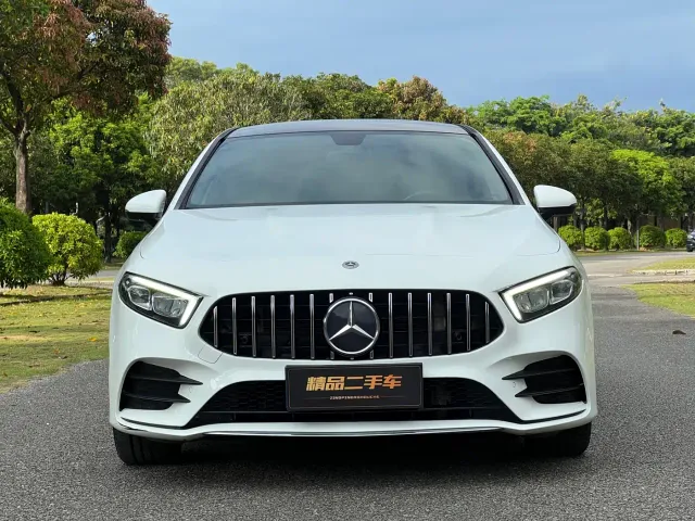 Mercedes-Benz A-Class — Фото автомобиля 3