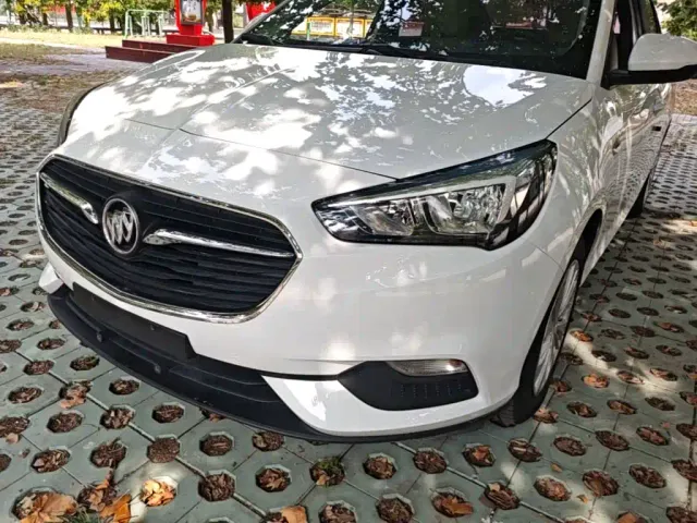 Buick Excelle — Фото автомобиля 23