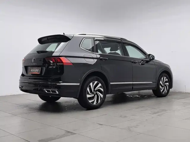 Volkswagen Tiguan L — Фото автомобиля 2
