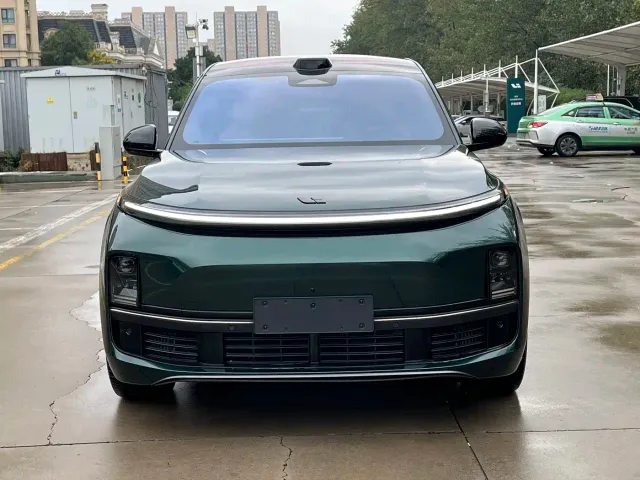 Фотография автомобиля — Li Auto L9
