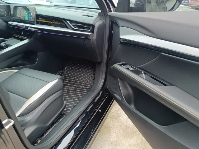 MG 5 Scorpio — Фото автомобиля 11