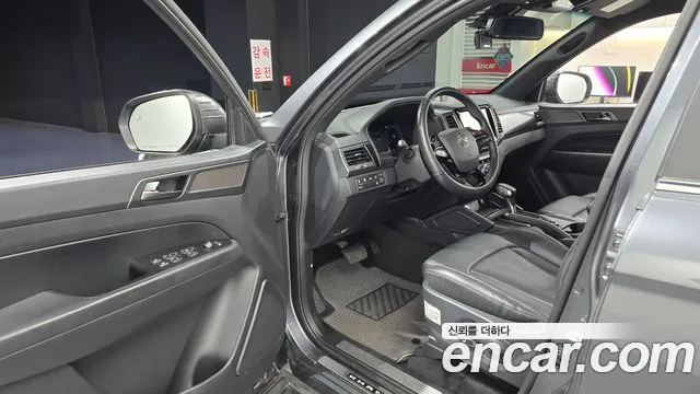 KG_Mobility_Ssangyong Rexton Новый Rexton Sport Khan Дизель 2.2 4WD — Фото автомобиля 11