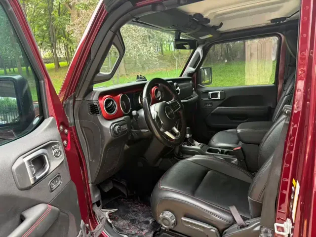 Jeep Wrangler — Фото автомобиля 6