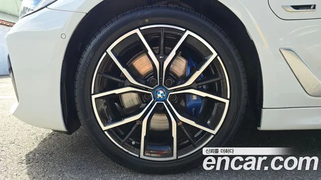BMW 5-Series 5 серия (G30) — Фото автомобиля 5