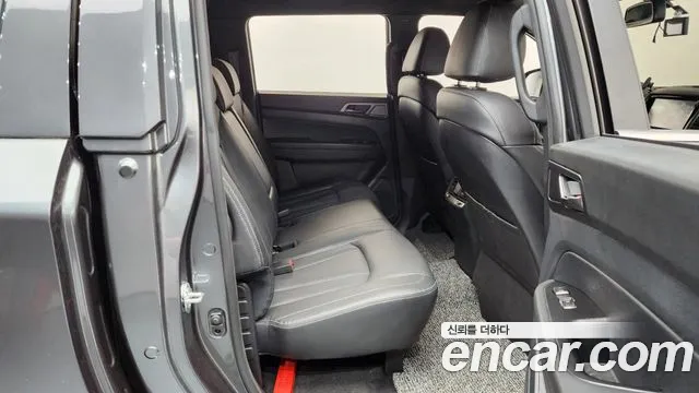 KG_Mobility_Ssangyong Rexton Новый Rexton Sport Khan Дизель 2.2 4WD — Фото автомобиля 12