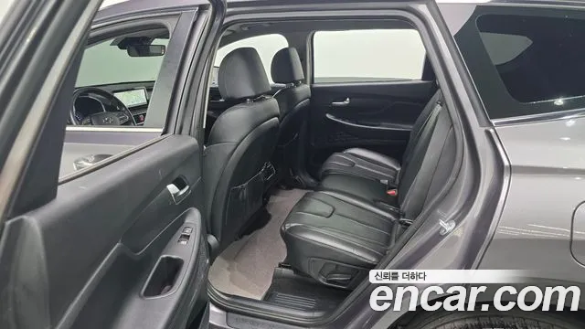 Hyundai Santa Fe Santa Fe (New) — Фото автомобиля 11