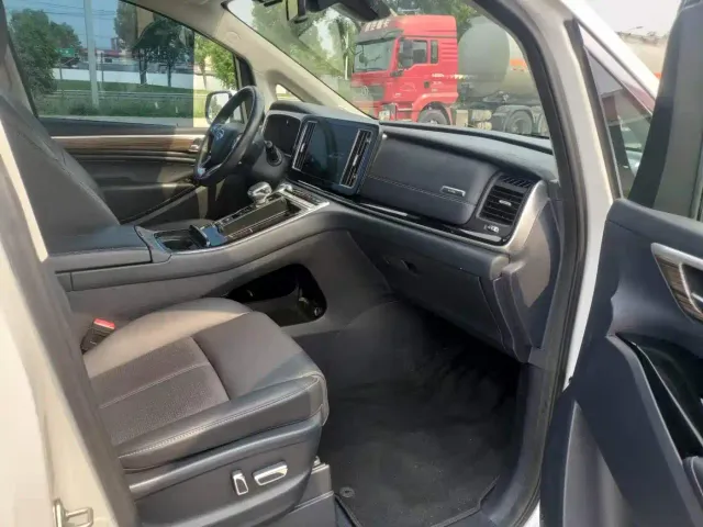 GAC Trumpchi M8 — Фото автомобиля 18