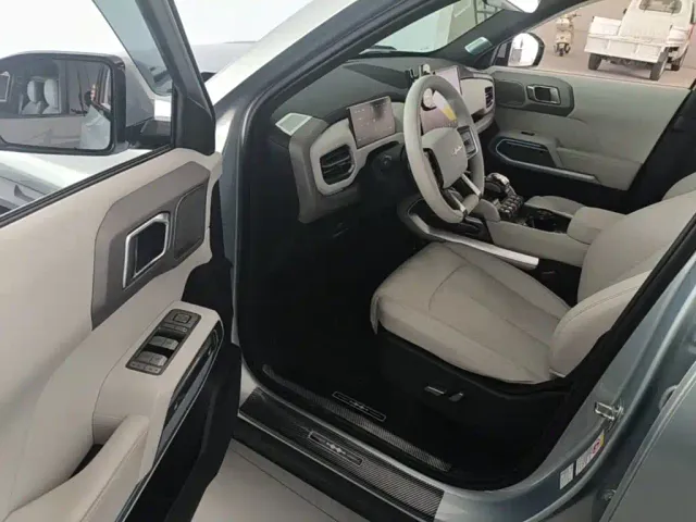 BYD FangChengBao Titanium 3 — Фото автомобиля 15