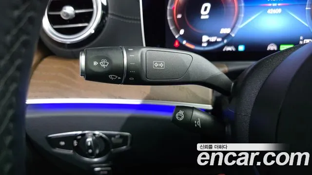 Mercedes-Benz E-Class W213 — Фото автомобиля 20