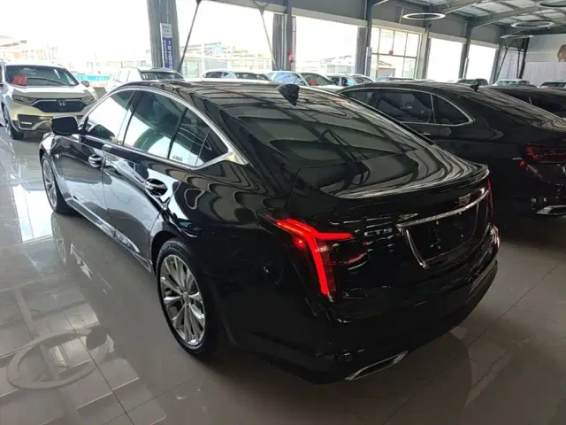 Cadillac CT5 — Фото автомобиля 4