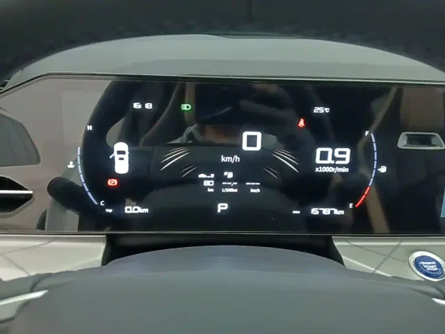 Geely Haoyue PRO — Фото автомобиля 11
