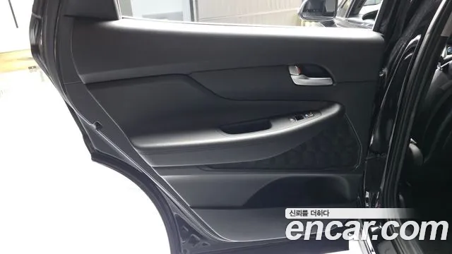 Hyundai Santa Fe Santa Fe (New) — Фото автомобиля 25