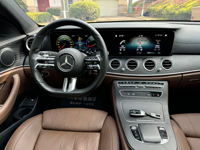 Mercedes-Benz E-Class — Фото автомобиля 10