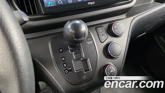 Kia RAY Новый Kia Ray Фургон — Фото автомобиля 9