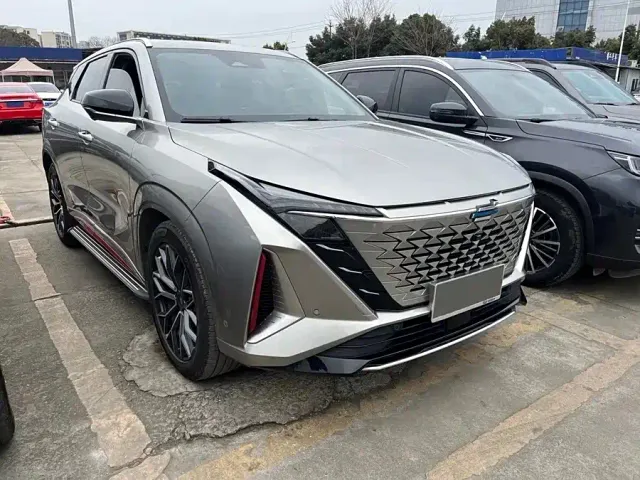 Changan Z6 — Фото автомобиля 3