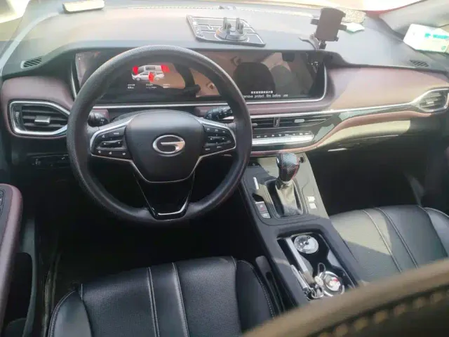 GAC Trumpchi M6 — Фото автомобиля 12