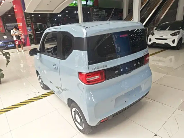 Wuling Hongguang Mini EV — Фото автомобиля 4