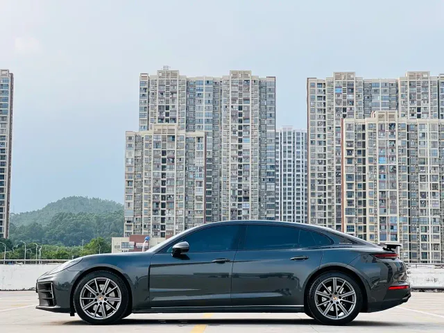 Porsche Panamera — Фото автомобиля 15