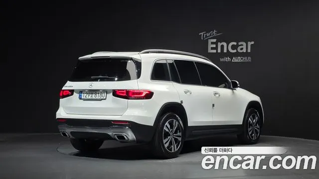 Фотография автомобиля — Mercedes-Benz GLB-Class X247