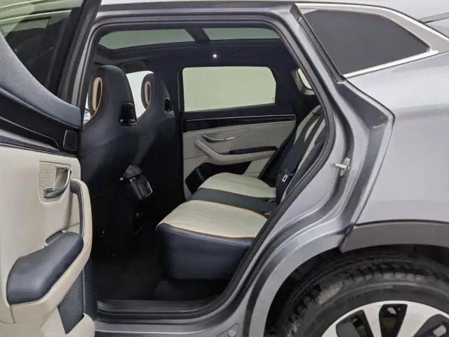 BYD Song PLUS — Фото автомобиля 15