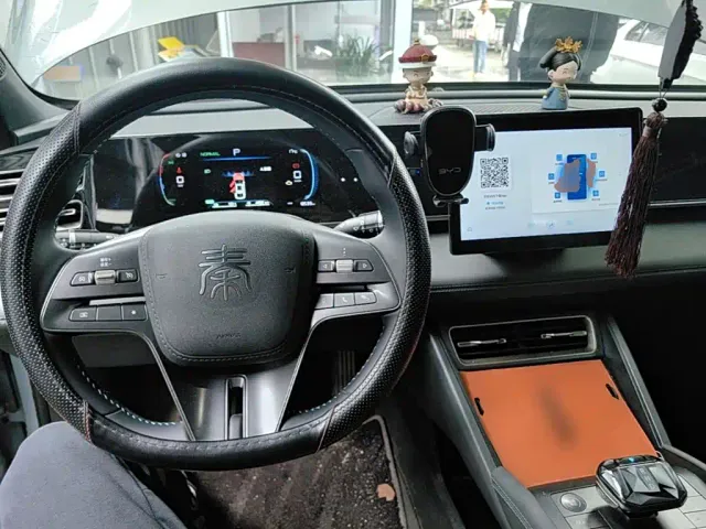 BYD Qin L — Фото автомобиля 9