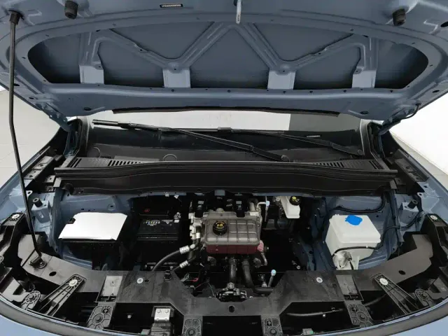Leapmotor B10 — Фото автомобиля 6