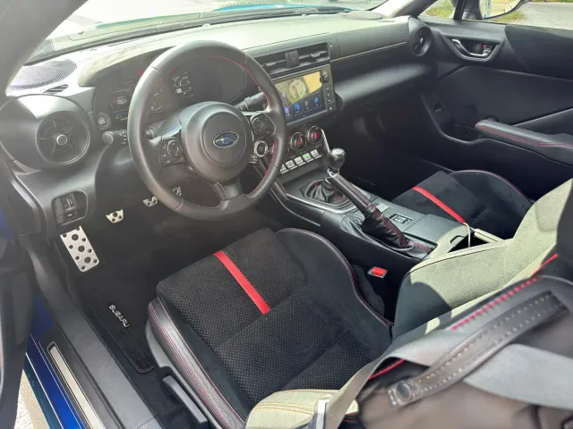 Subaru BRZ — Фото автомобиля 8