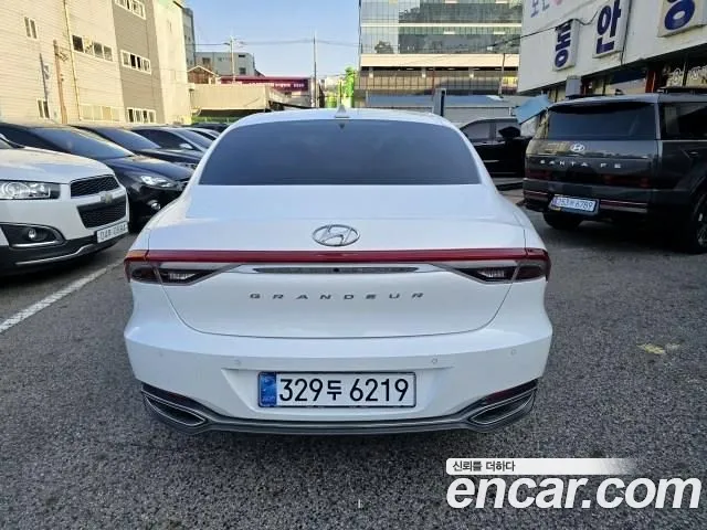 Hyundai Grandeur (New) Hybrid — Фото автомобиля 3