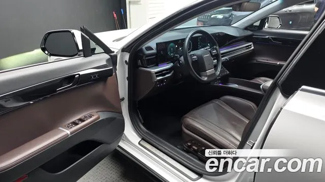 Hyundai Grandeur GN7 — Фото автомобиля 15