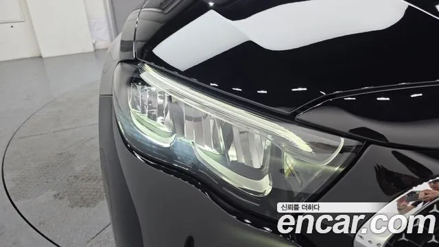 Mercedes-Benz E-Class — Фото автомобиля 22