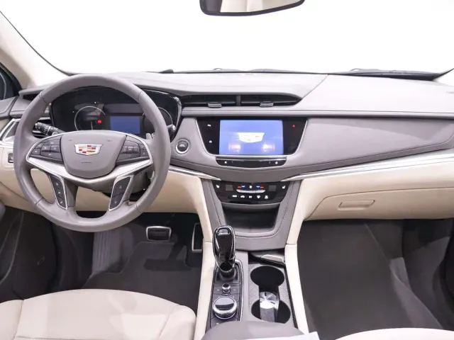 Cadillac XT5 — Фото автомобиля 14