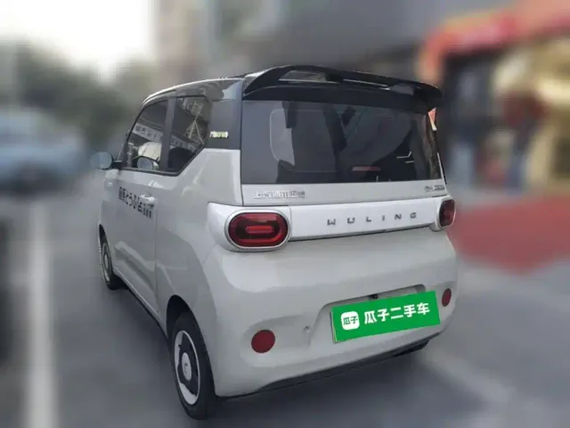 Wuling Hongguang Mini EV — Фото автомобиля 6