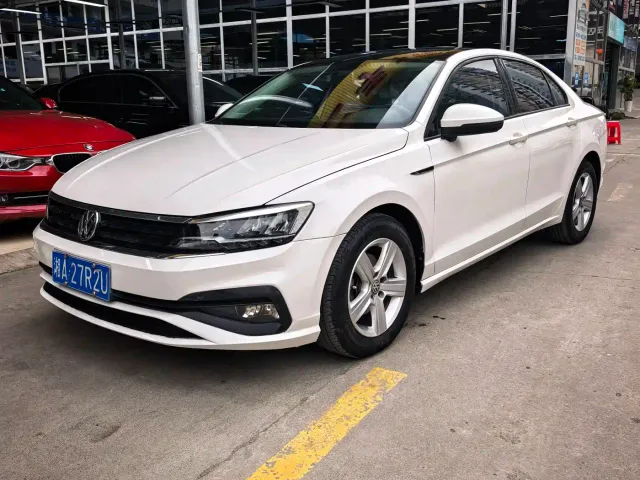 Volkswagen Lamando — Фото автомобиля 2