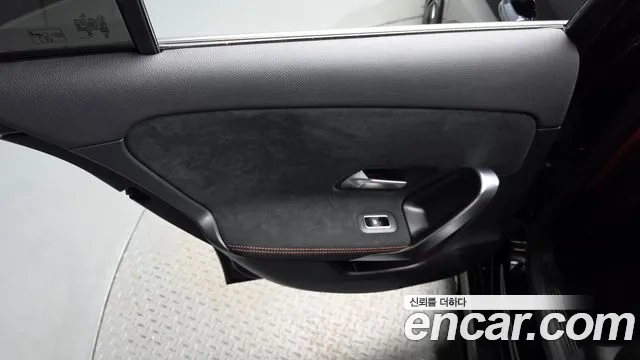 Mercedes-Benz A-Class W177 — Фото автомобиля 14