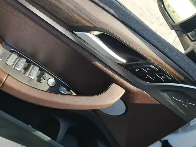 BMW X3 — Фото автомобиля 8