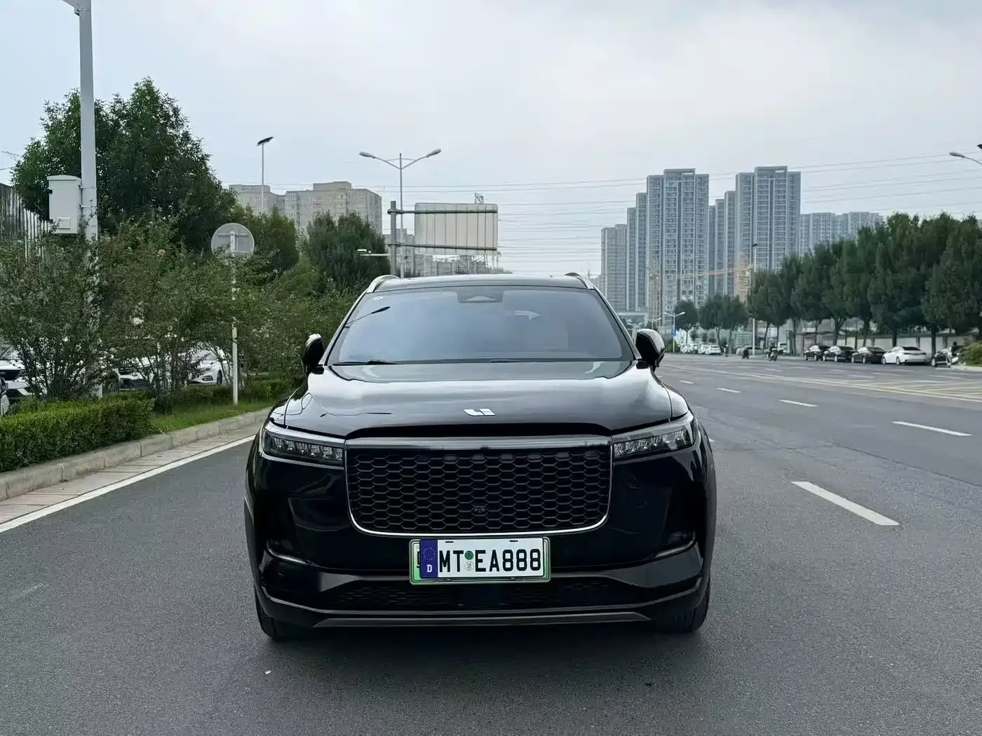 Li Auto Li ONE 2021 Extended Range 6-Seater — Фото автомобиля 2