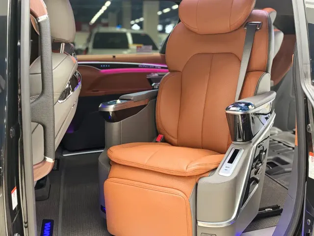 Toyota Granvia — Фото автомобиля 5