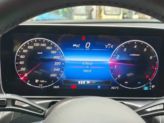 Mercedes-Benz C-Class — Фото автомобиля 10