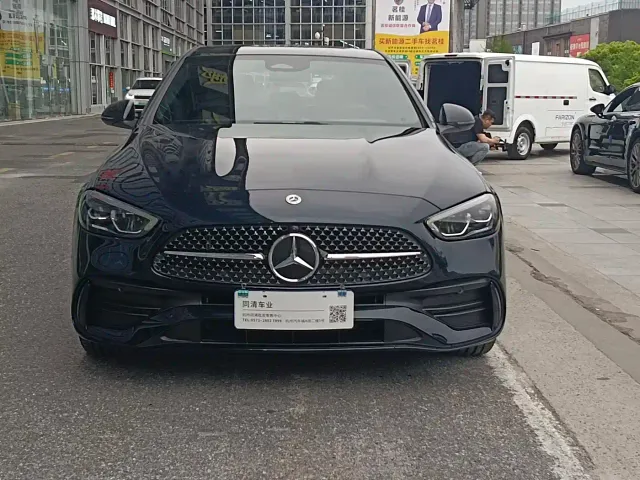 Mercedes-Benz C-Class — Фото автомобиля 2