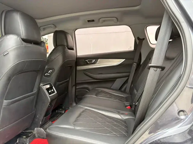 Chery Tiggo 8 PLUS Kunpeng e+ — Фото автомобиля 6