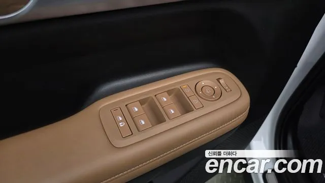 Hyundai Santa Fe — Фото автомобиля 24