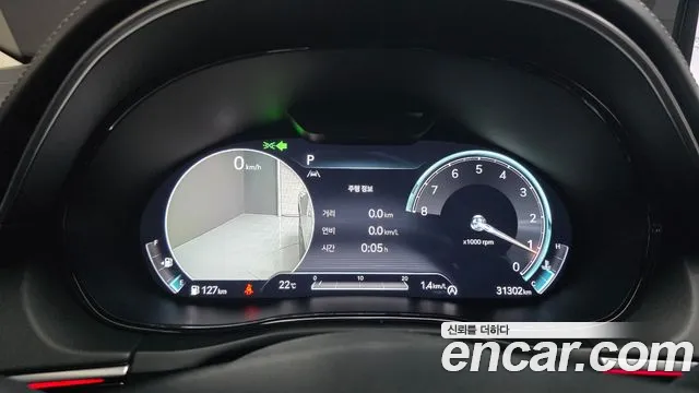 Genesis GV70 — Фото автомобиля 8